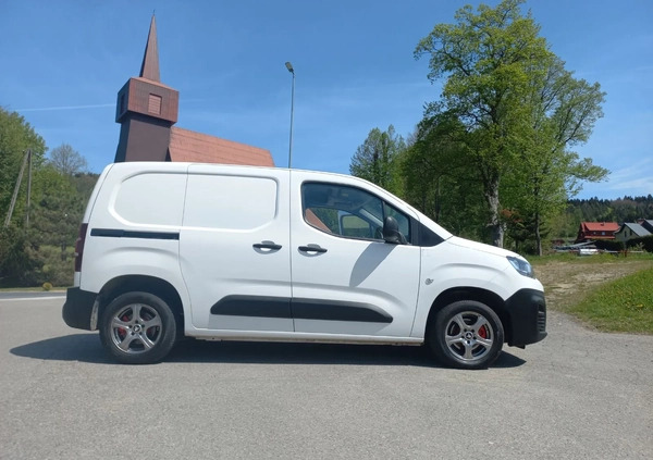 Citroen Berlingo cena 39900 przebieg: 172000, rok produkcji 2019 z Stargard małe 121